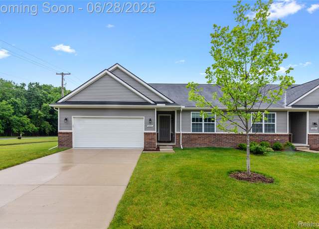 Property at 10001 Swan Lake Cir, Ypsilanti, MI 48197, 2 beds, 2 baths