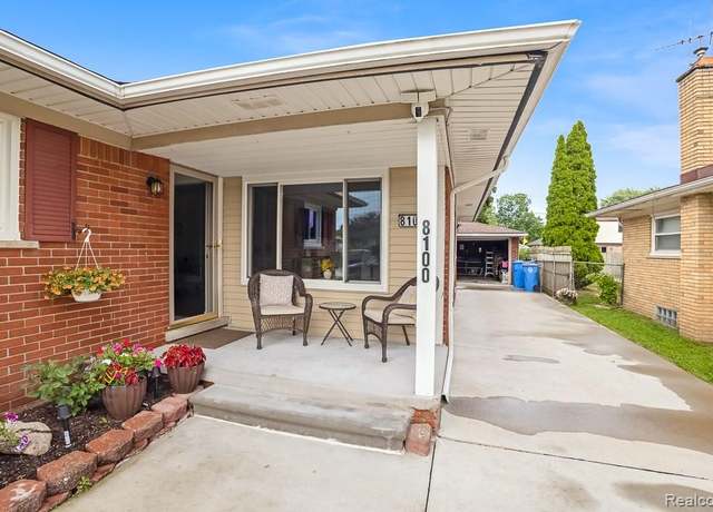 Property at 8100 Lochdale St, Dearborn Heights, MI 48127, 4 beds, 2.5 baths