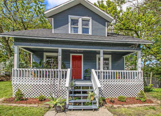 Property at 3916 S Burdick St, Kalamazoo, MI 49001, 3 beds, 1 bath