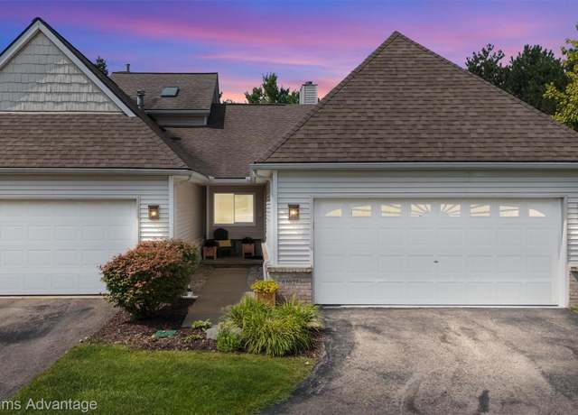 Property at 61027 Evergreen Ct, South Lyon, MI 48178, 2 beds, 3 baths