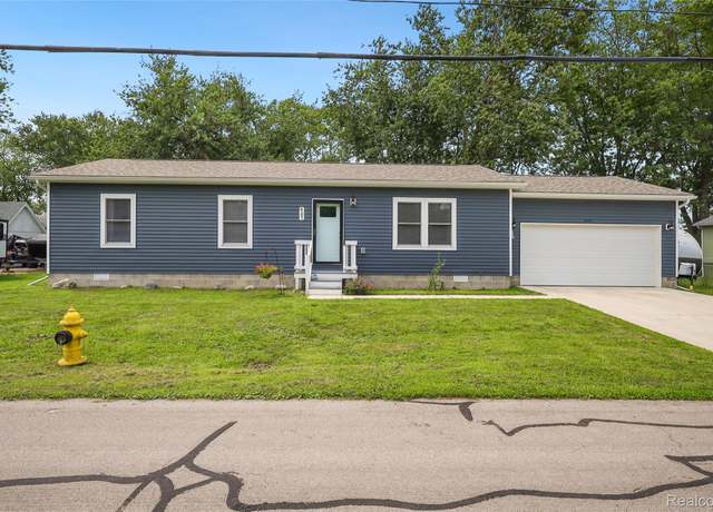 Property at 4591 Saint Clair St, Frenchtown Township, MI 48166, 3 beds, 1.5 baths