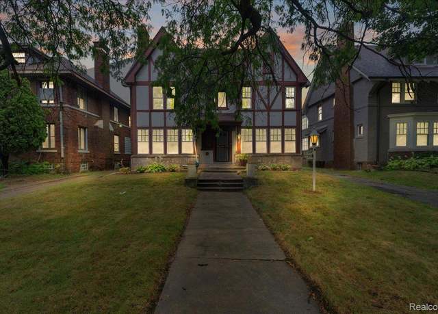 Property at 1536 Chicago Blvd, Detroit, MI 48206, 6 beds, 3.5 baths