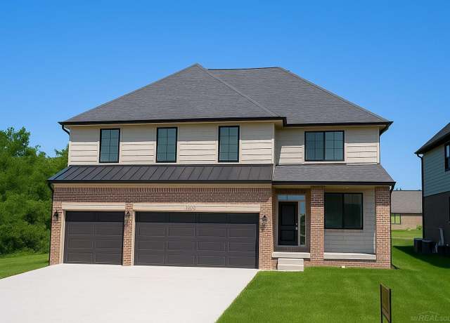 Property at 14686 Eleanor Dr, Sterling Heights, MI 48312, 4 beds, 2.5 baths