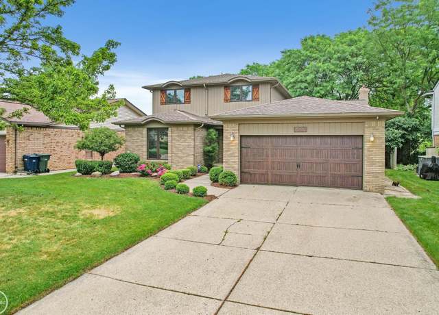 Property at 35352 Collingwood Dr, Sterling Heights, MI 48312, 3 beds, 3 baths