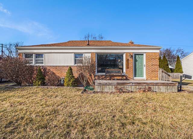 Property at 29700 Minton St, Livonia, MI 48150, 3 beds, 1 bath