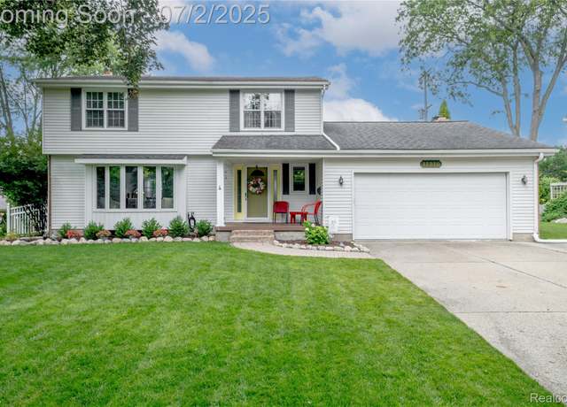 Property at 11216 Old Bridge Rd, Grand Blanc, MI 48439, 4 beds, 2.5 baths