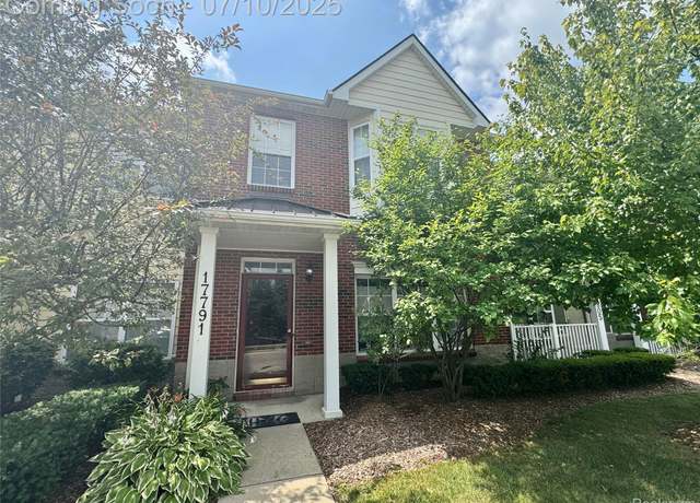 Property at 17791 Windflower Dr, Southfield, MI 48076, 2 beds, 2.5 baths