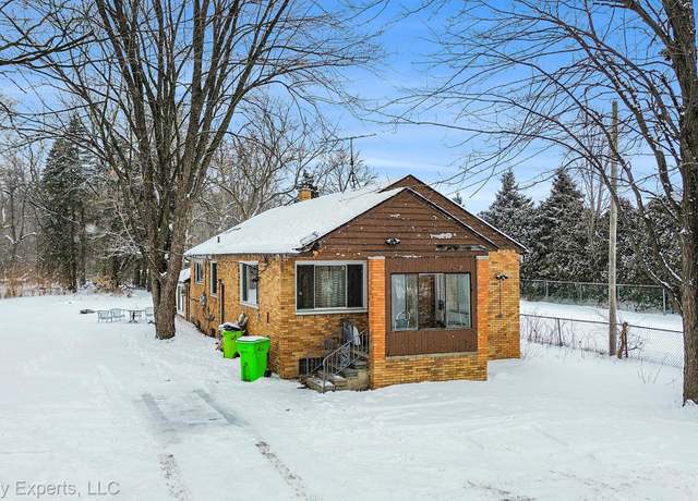 Property at 45945 N Gratiot Ave, Macomb, MI 48042, 3 beds, 1 bath