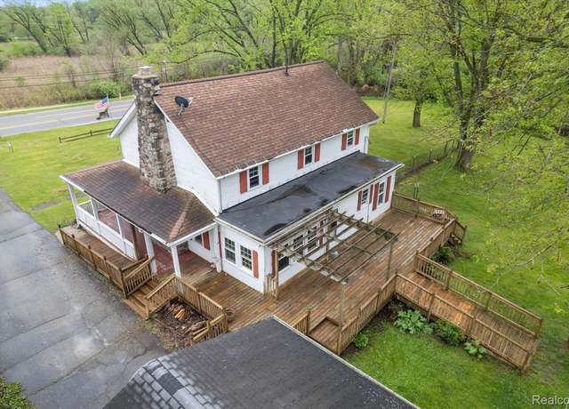 Property at 260 S Dexter St, Pinckney, MI 48169, 3 beds, 2 baths