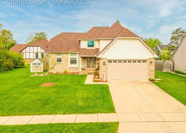 Property at 454 Breakwater Ct, Belleville, MI 48111, 3 beds, 3 baths