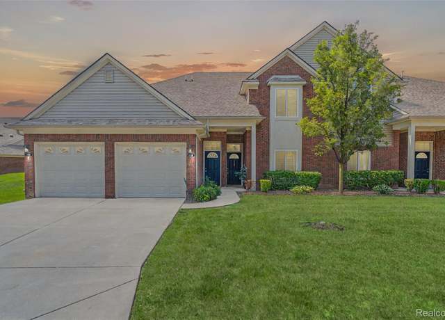 Property at 14261 Shadywood Dr, Sterling Heights, MI 48312, 2 beds, 2 baths