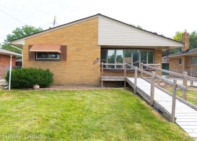 Property at 24800 Culver St, St Clair Shores, MI 48080, 3 beds, 2 baths