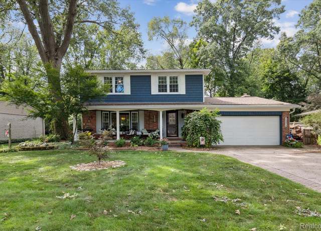 Property at 15873 Shadyside Dr, Livonia, MI 48154, 4 beds, 2.5 baths