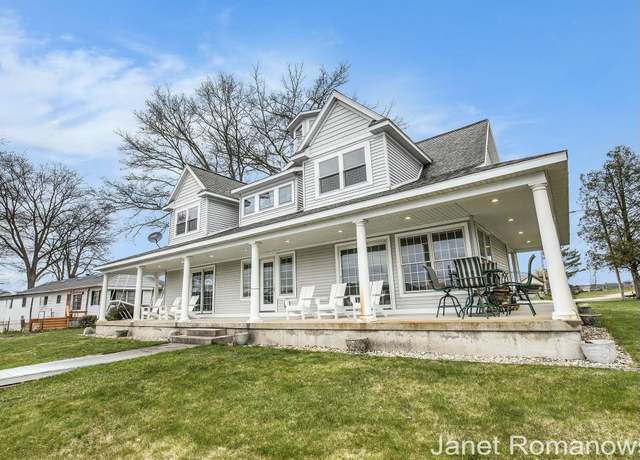 Property at 5589 Kraemer Ct, Newaygo, MI 49337, 3 beds, 3 baths