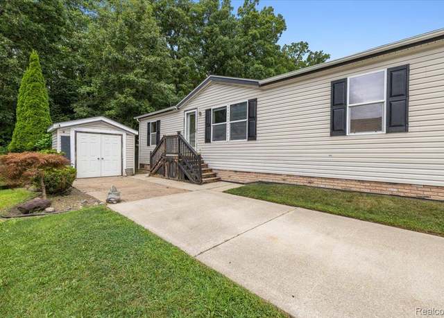 Property at 3403 Nottingham, Salem Township, MI 48167, 3 beds, 2 baths