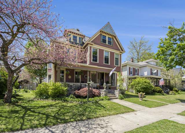 Property at 210 East St, Three Rivers, MI 49093, 5 beds, 4.5 baths