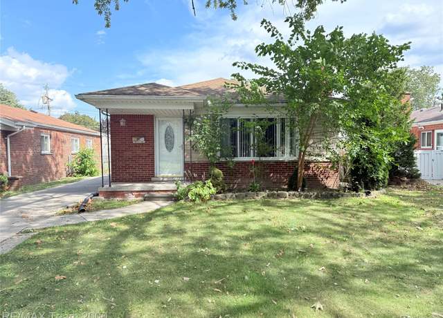 Property at 4927 Mckinley St, Dearborn Heights, MI 48125, 3 beds, 2 baths