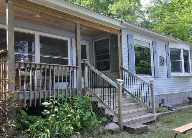 Property at 28037 W Maple Ln, Eckerman, MI 49728, 3 beds, 1.5 baths