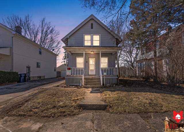 Property at 2321 Joliet St, Flint, MI 48504, 2 beds, 1.5 baths