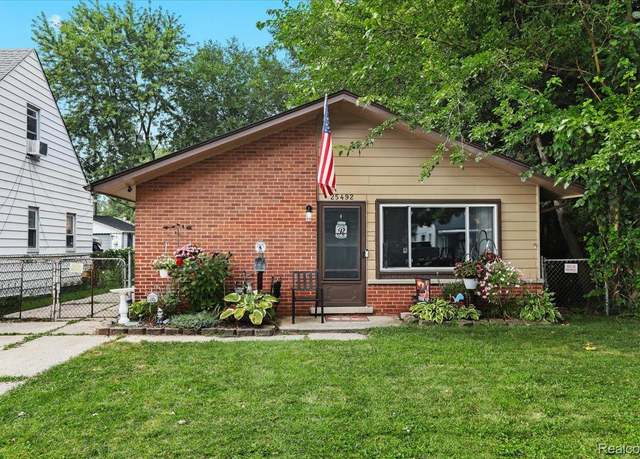 Property at 25492 Powers Ave, Dearborn Heights, MI 48125, 3 beds, 1 bath