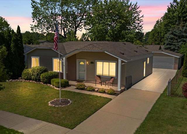 Property at 41615 Westmeath Cir, Clinton Township, MI 48038, 3 beds, 1.5 baths