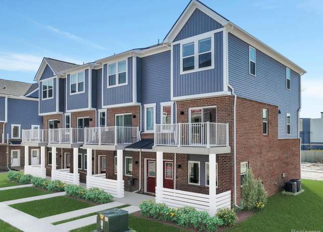 Property at 797 Canterbury Lane Ln, Troy, MI 48085, 2 beds, 2.5 baths