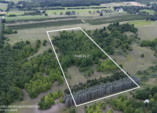 Property at 002 E Fort Rd, Suttons Bay, MI 49682