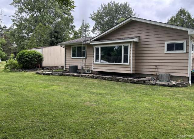 Property at 4633 Angling Rd, Silverwood, MI 48760, 3 beds, 1 bath