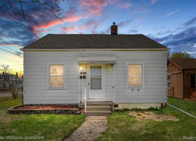 Property at 22005 Rausch Ave, Eastpointe, MI 48021, 3 beds, 1 bath