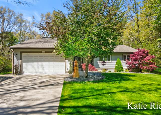 Property at 6611 Burton Woods Dr, Whitehall, MI 49461, 3 beds, 3.5 baths