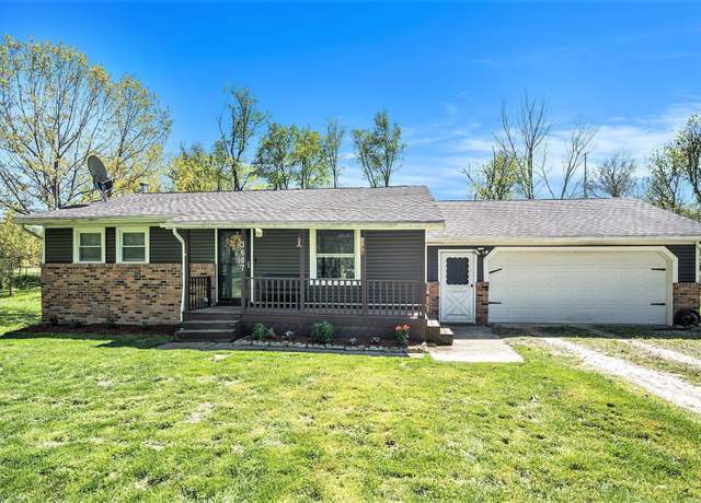 Property at 3687 Steinacker Rd, Howell, MI 48855, 2 beds, 1.5 baths