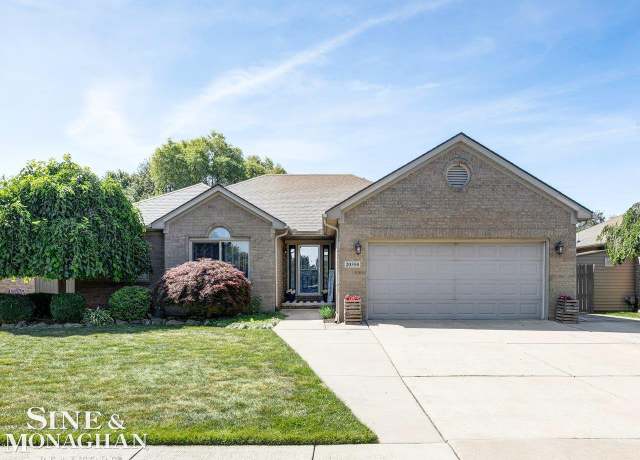Property at 20350 Hummingbird Ln, Macomb, MI 48044, 3 beds, 2 baths