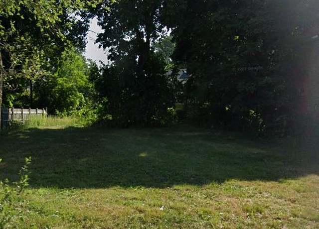 Property at 5060 Iroquois St, Detroit, MI 48213, 1 bath