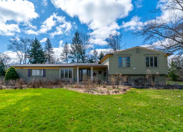 Property at 2653 W Wattles Rd, Troy, MI 48098, 4 beds, 2.5 baths