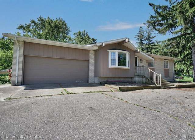 Property at 7716 Highland Rd, White Lake, MI 48383, 3 beds, 2 baths