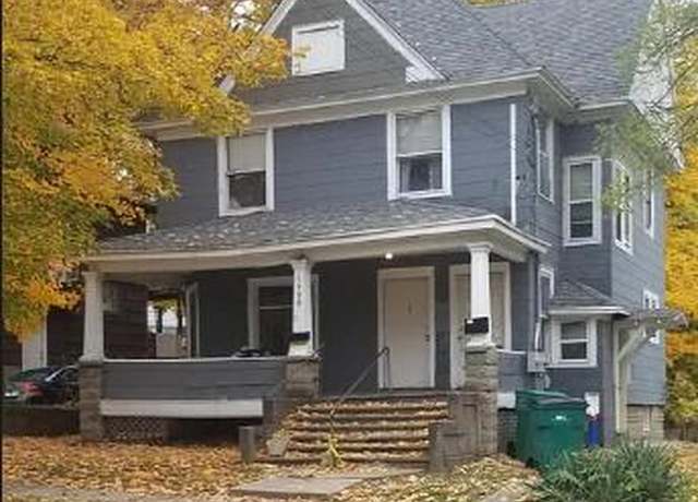Property at 1408 E Main St, Kalamazoo, MI 49048, 3 beds