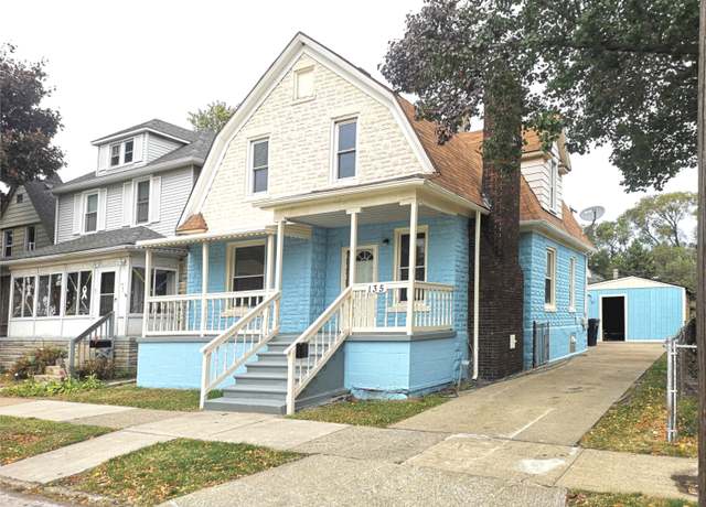 Property at 135 Batavia St, River Rouge, MI 48218, 3 beds, 2 baths