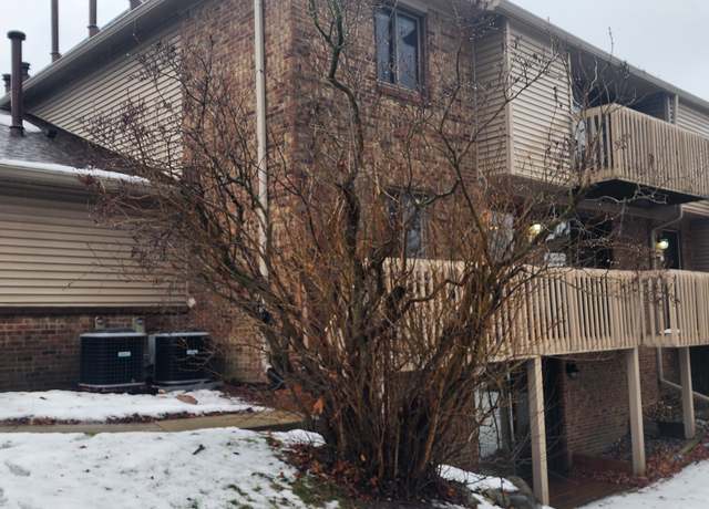 Property at 7980 Lawrence #152, West Bloomfield, MI 48322, 2 beds, 2.5 baths