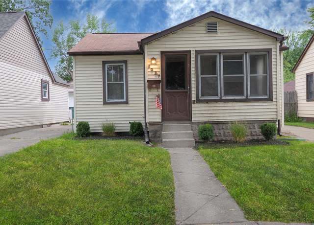 Property at 1027 E Milton Ave, Hazel Park, MI 48030, 2 beds, 1 bath