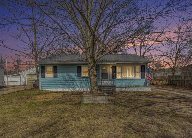 Property at 2350 Ducey Ave, Muskegon, MI 49442, 3 beds, 1 bath