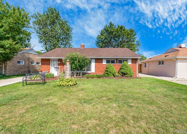 Property at 26360 Compson St, Roseville, MI 48066, 3 beds, 1.5 baths
