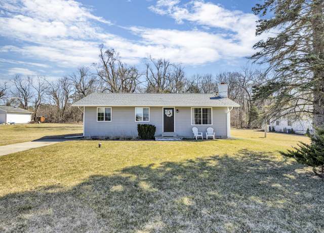 Property at 113 Ferris Dr, Brooklyn, MI 49230, 3 beds, 1 bath