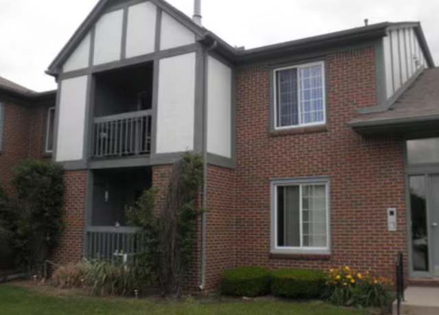 Property at 15530 Ashley Ct, Macomb Township, MI 48044, 2 beds, 2 baths