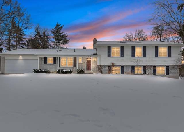 Property at 408 Henley Dr, Bloomfield Twp, MI 48304, 4 beds, 3 baths