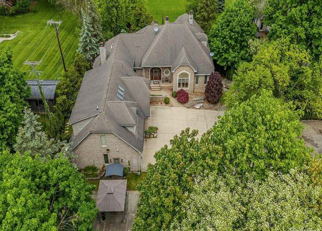 Property at 901 Spring Dr, Northville, MI 48167, 6 beds, 5.5 baths