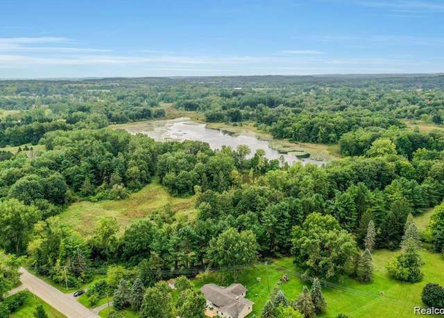 Property at 600 Adrian St, Manchester, MI 48158