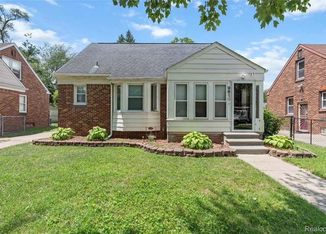 Property at 9615 W Parkway St, Redford, MI 48239, 3 beds, 2 baths