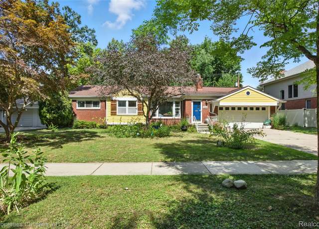 Property at 2248 W Lincoln St, Birmingham, MI 48009, 3 beds, 1 bath