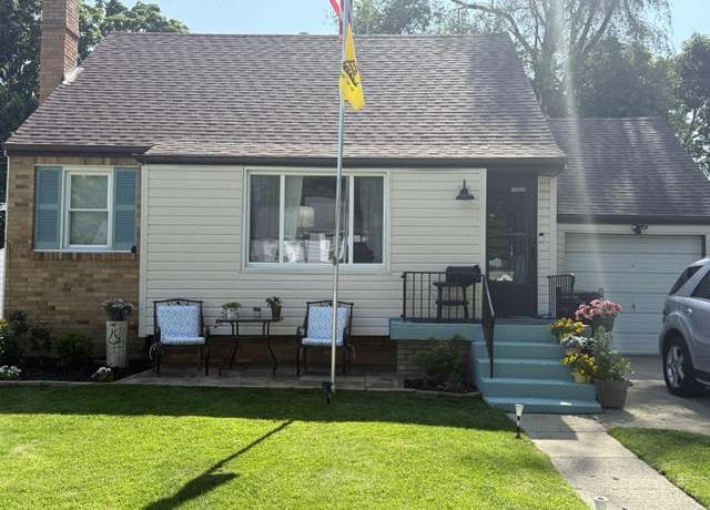 Property at 613 Chandler Ave, Flint, MI 48503, 3 beds, 1.5 baths
