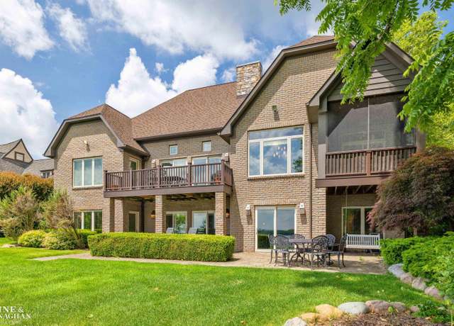 Property at 950 N Riverside Ave, St_ Clair, MI 48079, 5 beds, 4 baths